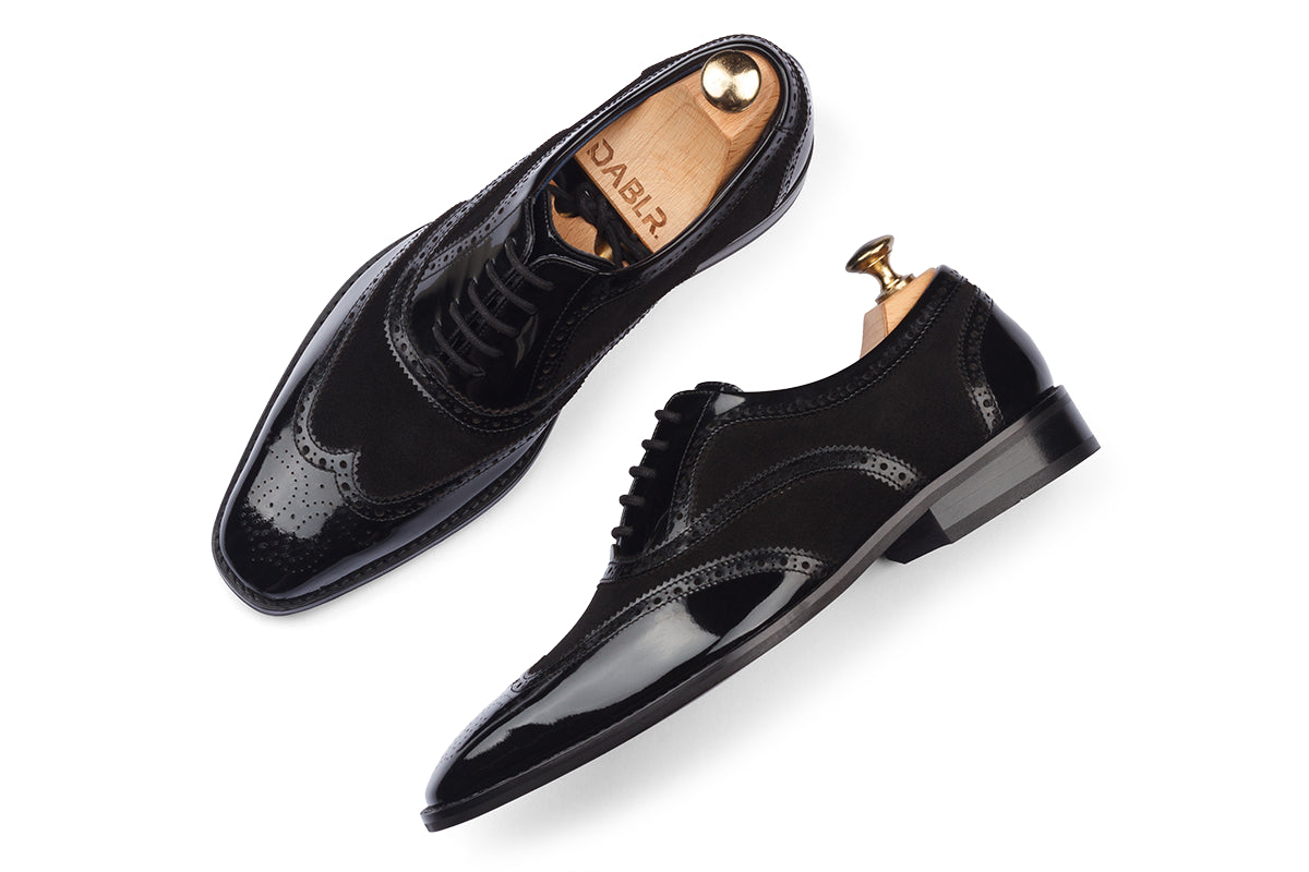 KRAKOW - GLOSSY PATENT BLACK LEATHER SHOES