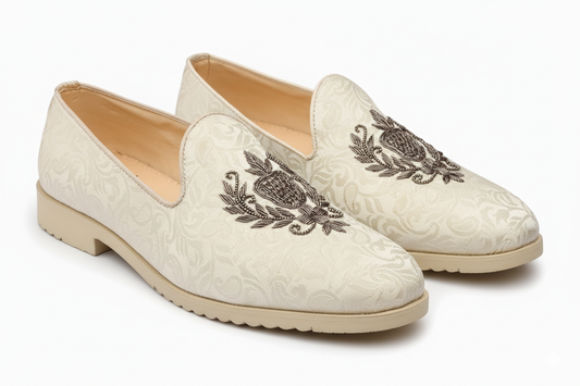 ANTIQUE SHEILD - CREAM