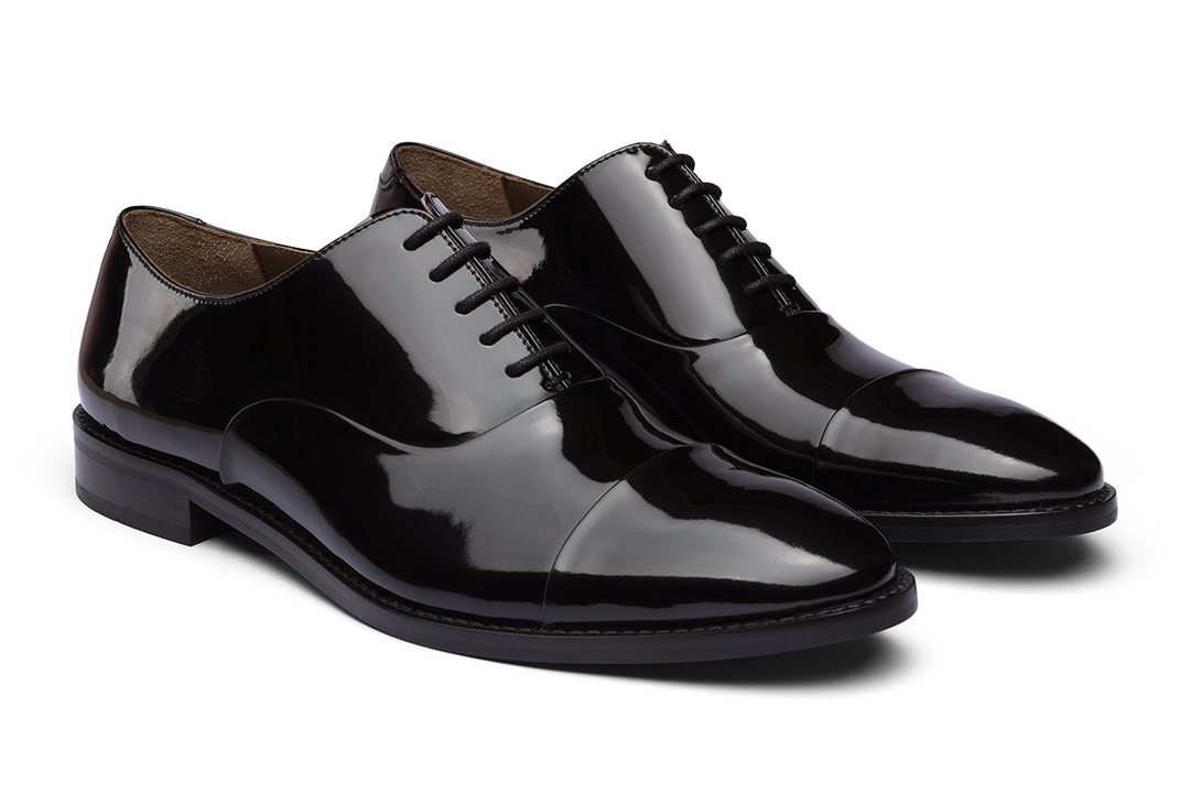 MUNICH GLOSSY PATENT BLACK LEATHER SHOES
