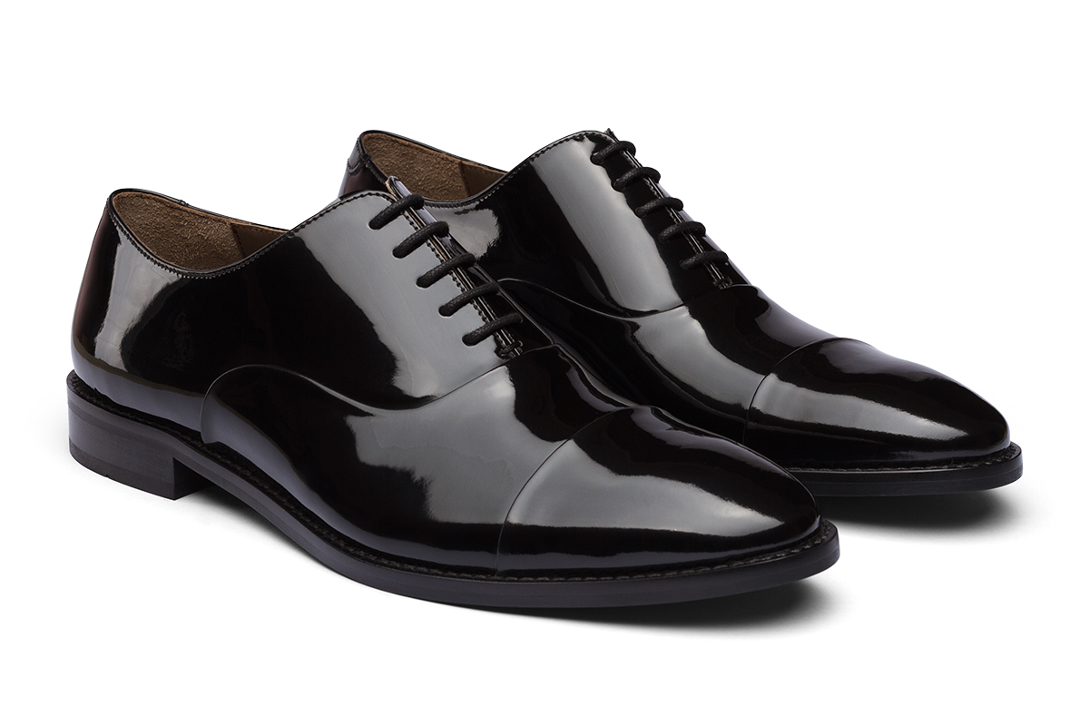 MUNICH - GLOSSY PATENT BLACK LEATHER SHOES