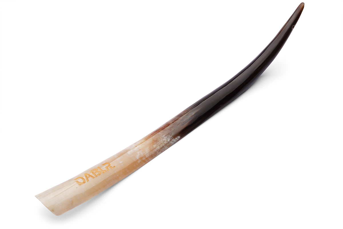 NATURAL BULL SHOE HORN DARK COLOR 24 INCHES