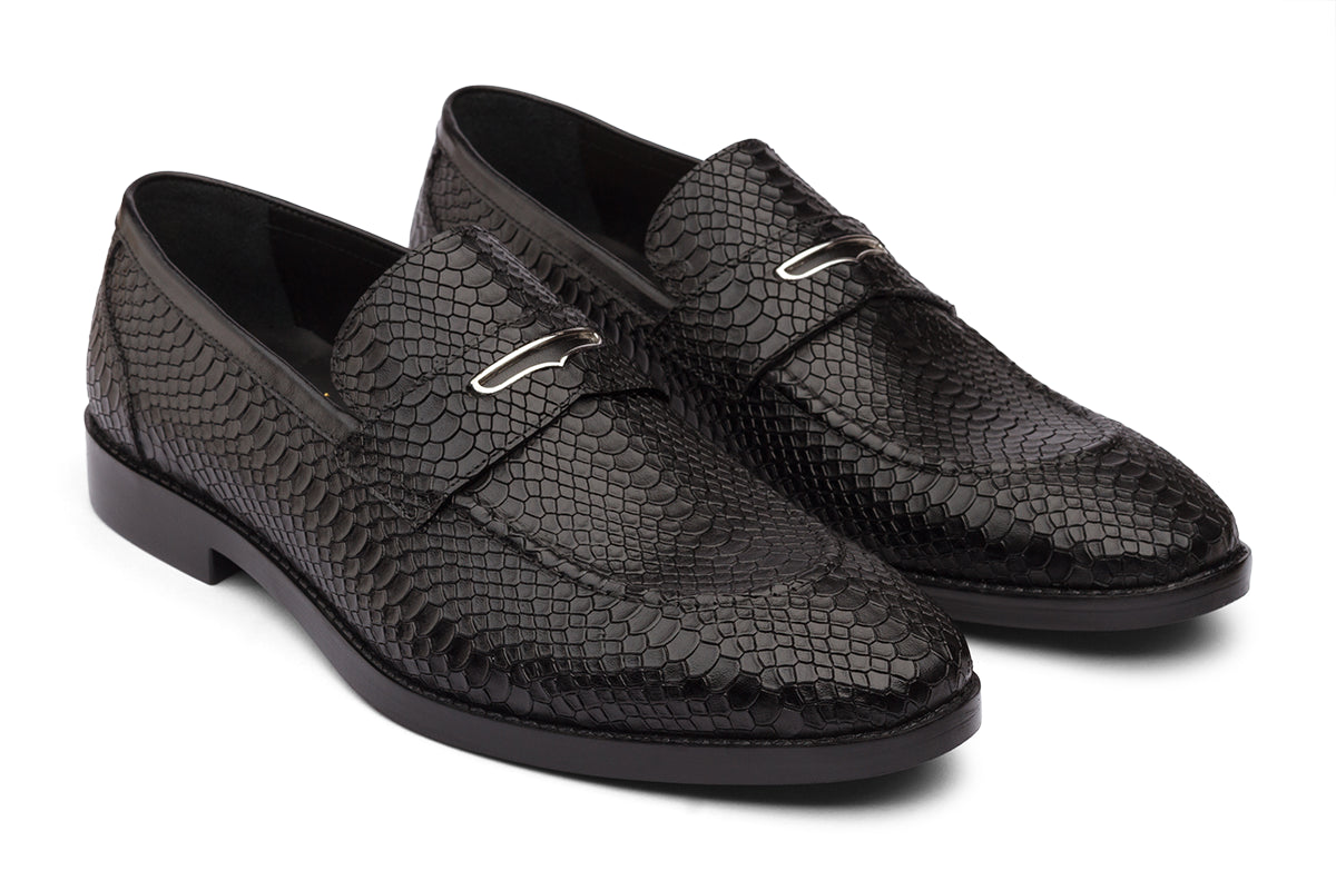 DAHN - BLACK LEATHER SHOES